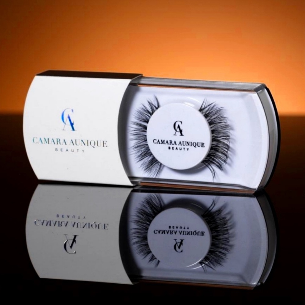 3/$23 Camara Aunique Beauty Mary Lashes
